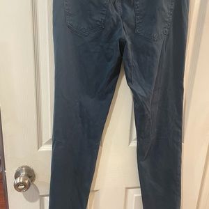 AG the stilt size 30r teal color